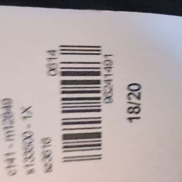 Sleeveless Sequins Top - Picture 6 of 6